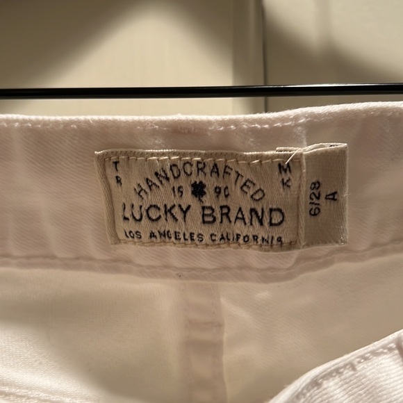 LUCKY BRAND WHITE JEANS - Picture 2 of 4